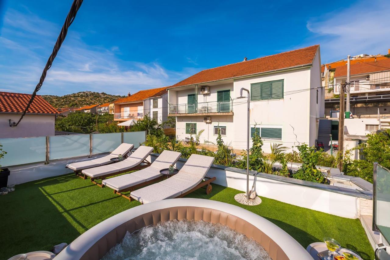 Apartments Stella Mariela Sibenik Exterior photo